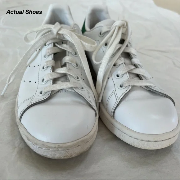 GUC: ADIDAS STAN SMITH SNEAKER IN WHITE AND FAIRWAY GREEN (5.5) - Picture 13 of 14